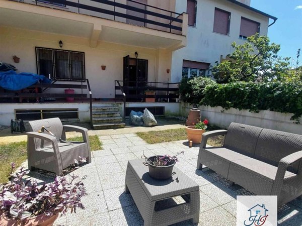 casa indipendente in vendita ad Anzio in zona Villa Claudia