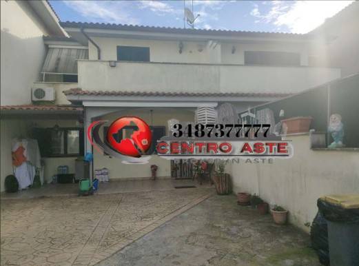 casa indipendente in vendita ad Anzio