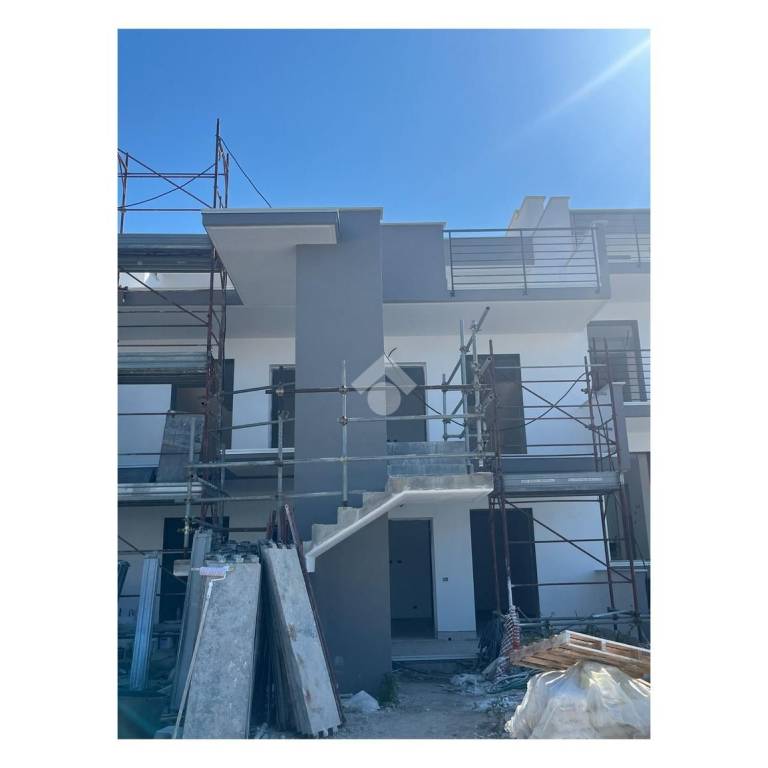 appartamento in vendita ad Anzio in zona Mare