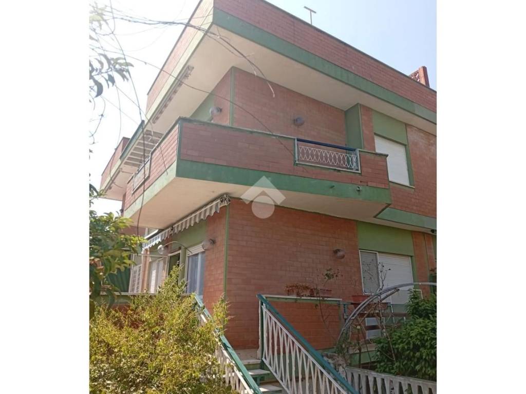 appartamento in vendita ad Anzio in zona Mare