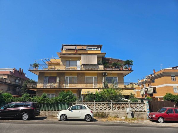 appartamento in vendita ad Anzio in zona Mare