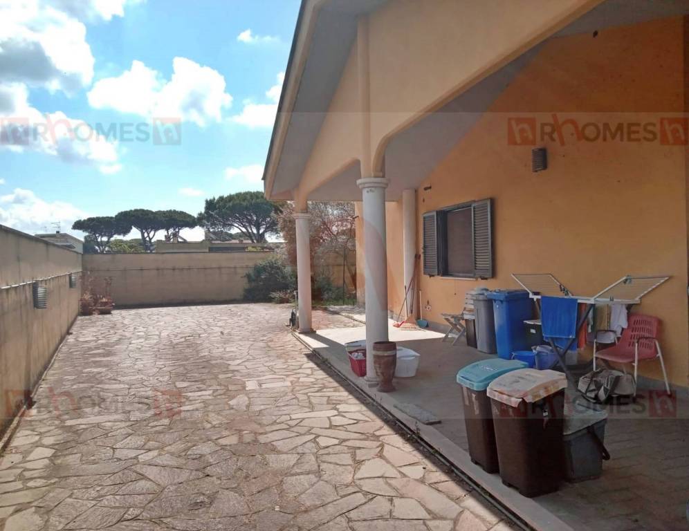 casa indipendente in vendita ad Anzio