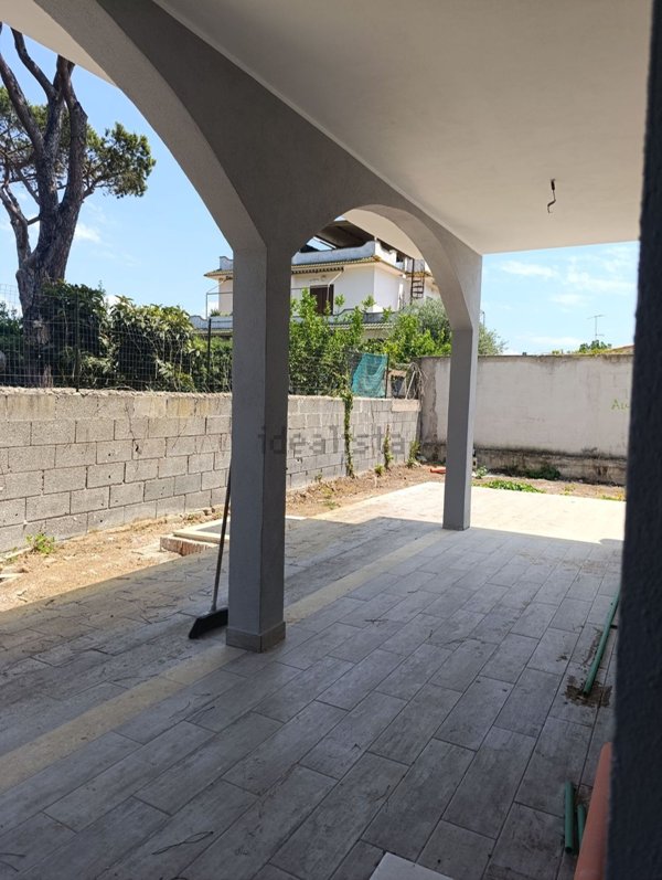 quadrivano in vendita ad Anzio