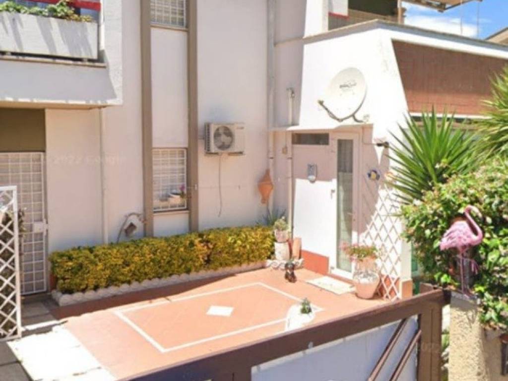 appartamento in vendita ad Anzio in zona Villa Claudia