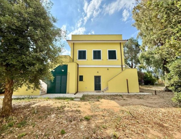 casa indipendente in vendita ad Anzio