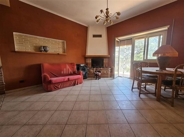 appartamento in vendita ad Anzio in zona Villa Claudia