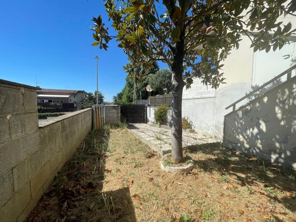 appartamento in vendita ad Anzio in zona Villa Claudia