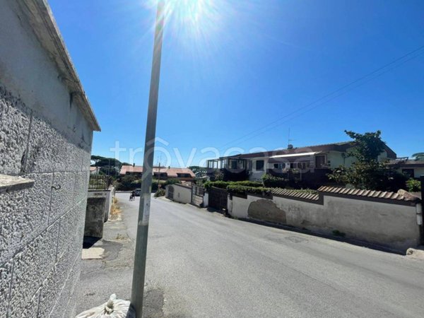 casa indipendente in vendita ad Anzio in zona Villa Claudia