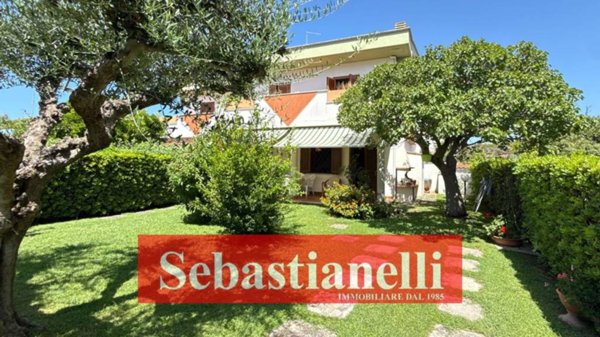 casa indipendente in vendita ad Anzio in zona Mare