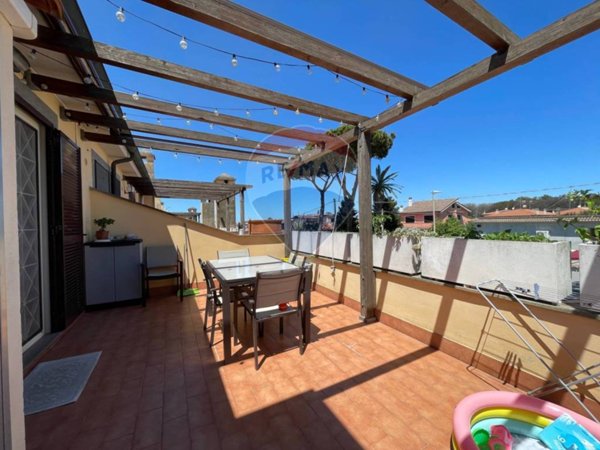 appartamento in vendita ad Anzio in zona Stazione