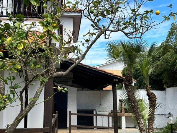 casa indipendente in vendita ad Anzio in zona Cincinnato