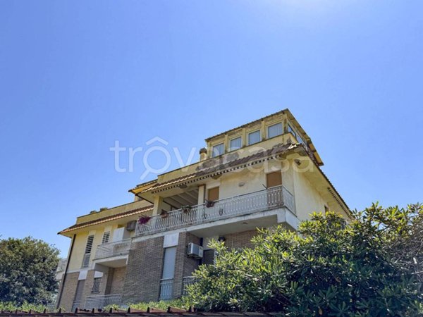 appartamento in vendita ad Anzio in zona Mare