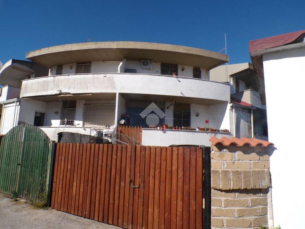 casa indipendente in vendita ad Anzio in zona Lido dei Pini