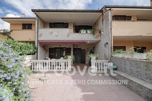 casa indipendente in vendita ad Anzio in zona Mare
