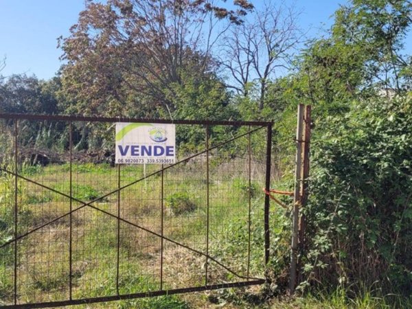 terreno agricolo in vendita ad Anzio in zona Lido dei Pini
