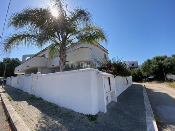 appartamento in vendita ad Anzio in zona Lido delle Sirene
