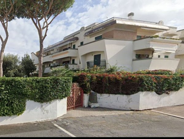 appartamento in vendita ad Anzio in zona Mare