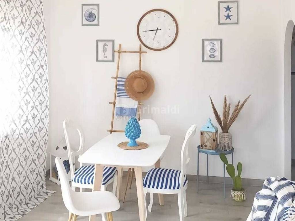 appartamento in vendita ad Anzio in zona Mare