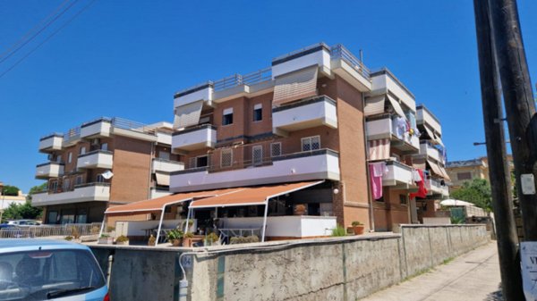 appartamento in vendita ad Anzio in zona Mare