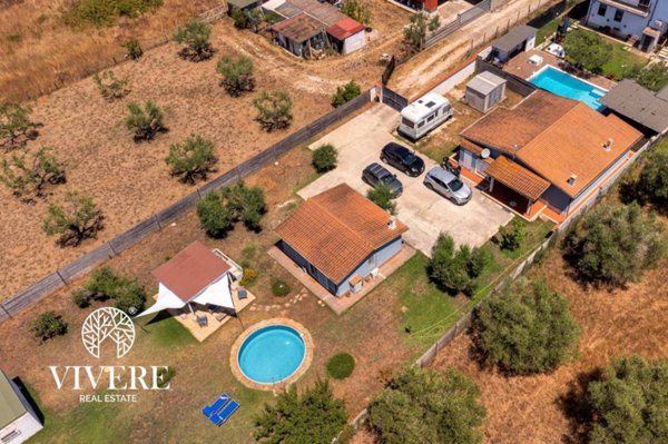 casa indipendente in vendita ad Anzio in zona Stazione