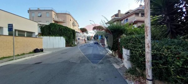 appartamento in vendita ad Anzio in zona Stazione