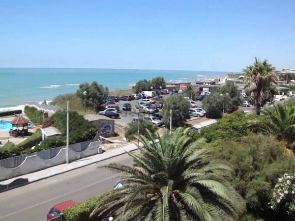 appartamento in vendita ad Anzio in zona Lido delle Sirene