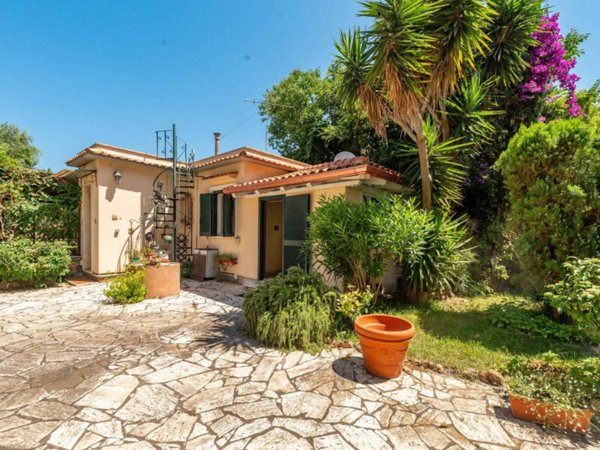 appartamento in vendita ad Anzio in zona Marechiaro