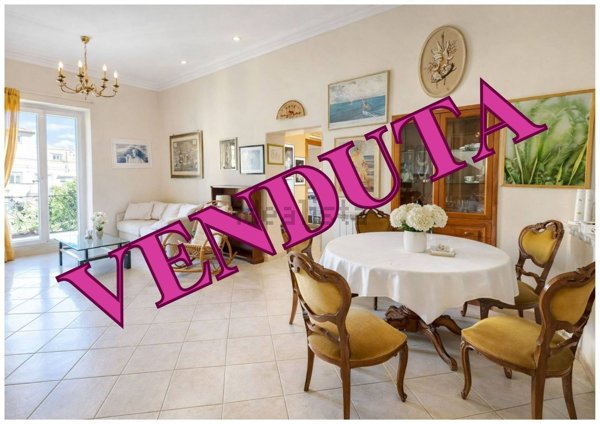 appartamento in vendita ad Anzio in zona Mare