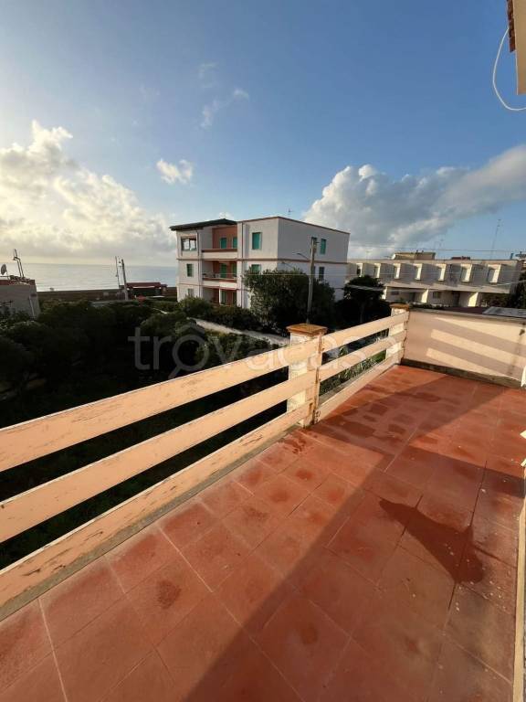 casa indipendente in vendita ad Anzio in zona Anzio Colonia