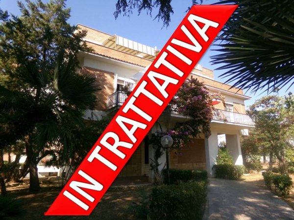 appartamento in vendita ad Anzio in zona Villa Claudia