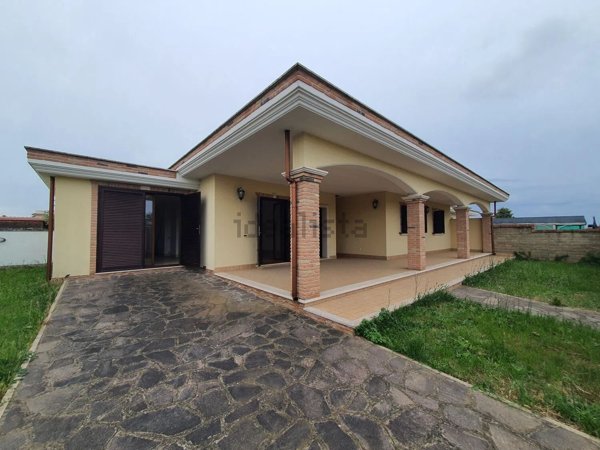 casa indipendente in vendita ad Anzio