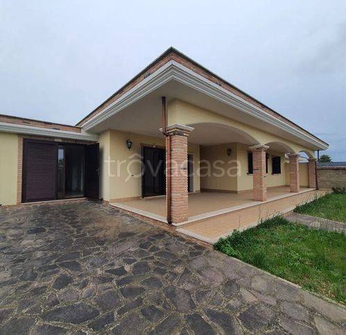 casa indipendente in vendita ad Anzio in zona Stazione