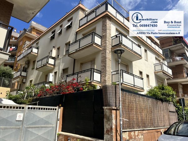 appartamento in vendita ad Anzio in zona Mare