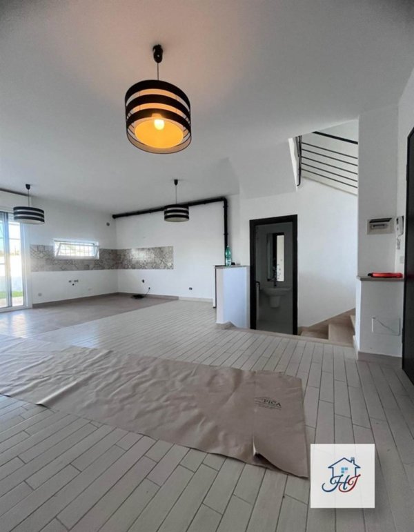 casa indipendente in vendita ad Anzio in zona Villa Claudia
