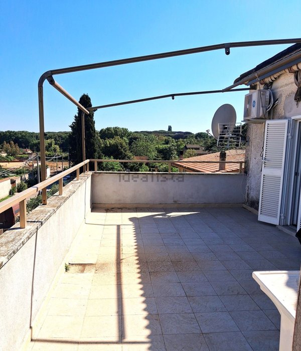 appartamento in vendita ad Anzio in zona Villa Claudia