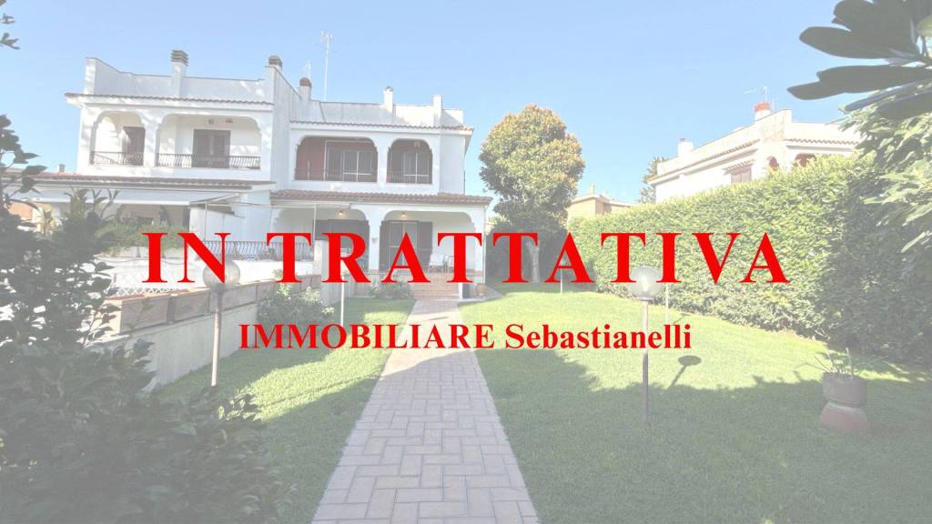 casa indipendente in vendita ad Anzio in zona Mare