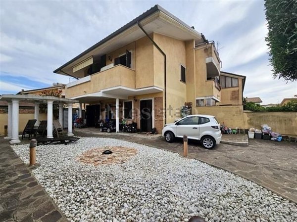 casa indipendente in vendita ad Anzio