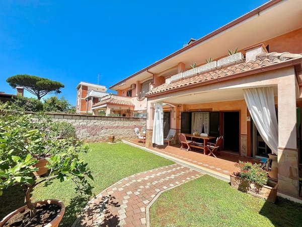 appartamento in vendita ad Anzio in zona Lido dei Pini