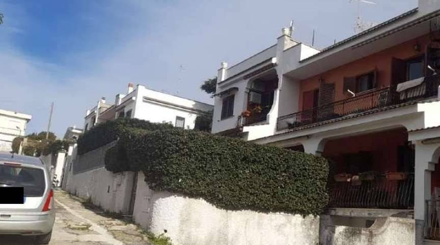 casa indipendente in vendita ad Anzio in zona Lido dei Pini