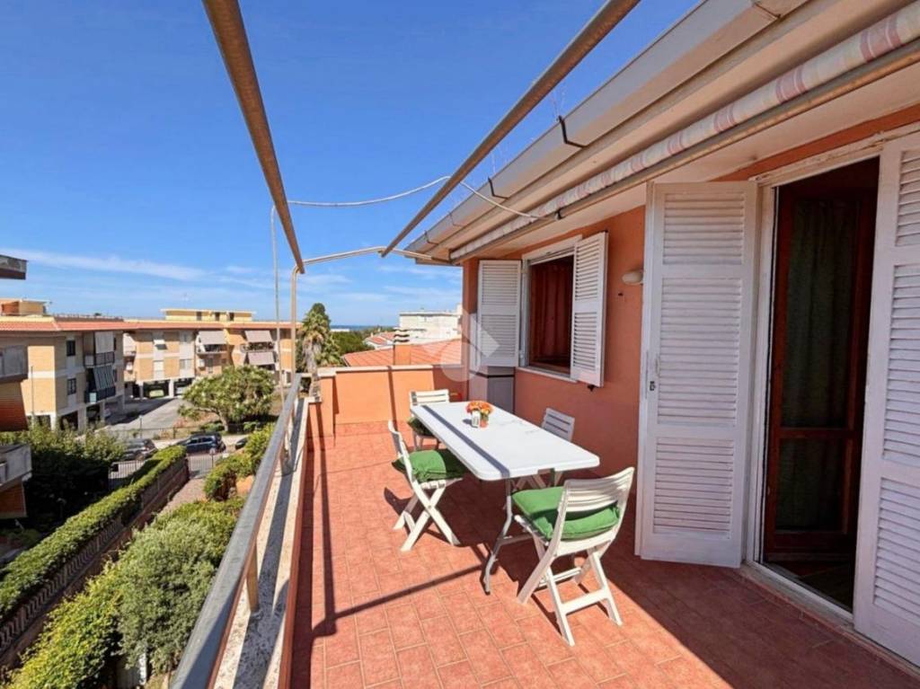 appartamento in vendita ad Anzio in zona Marechiaro