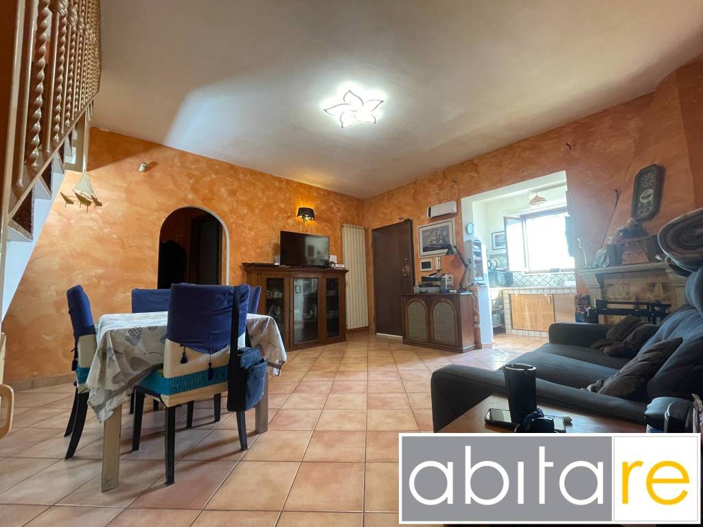 casa indipendente in vendita ad Anzio