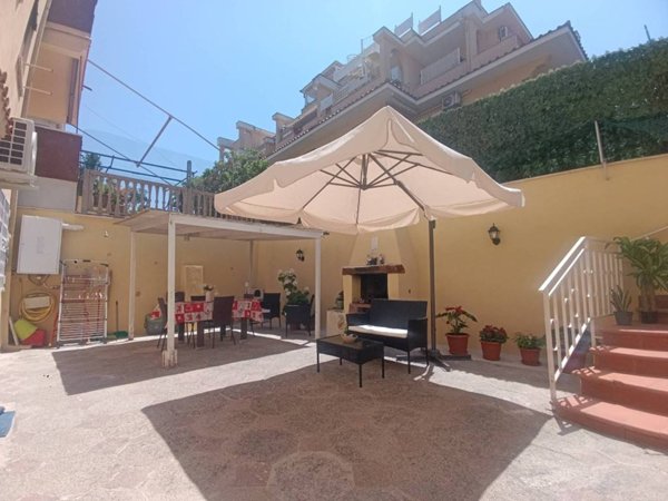 appartamento in vendita ad Anzio in zona Mare