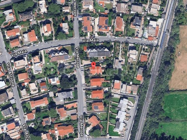 casa indipendente in vendita ad Anzio in zona Marechiaro