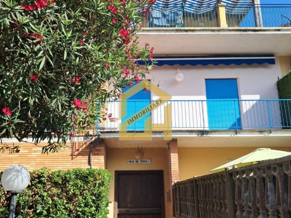 appartamento in vendita ad Anzio in zona Mare