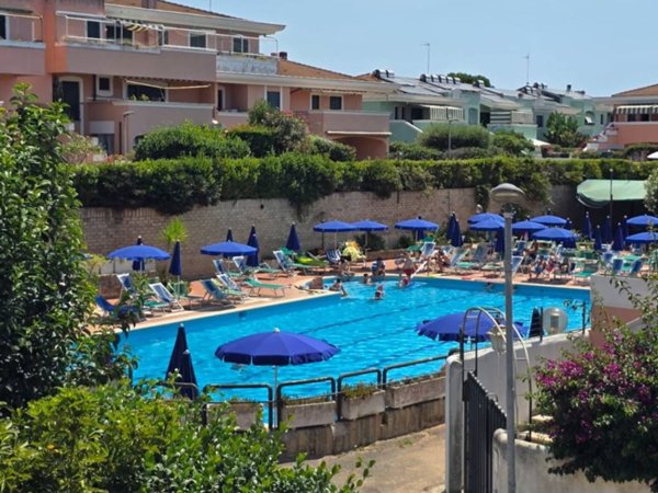 casa indipendente in vendita ad Anzio in zona Cincinnato
