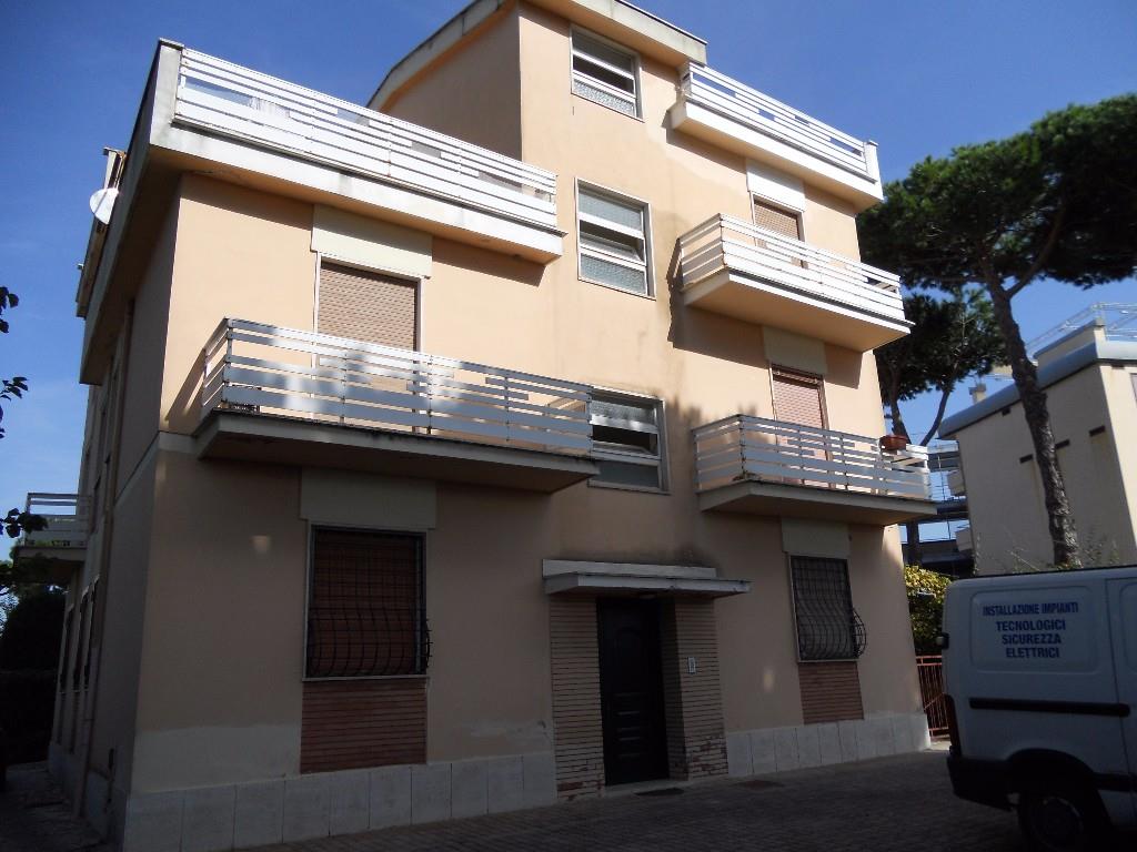 appartamento in vendita ad Anzio in zona Mare