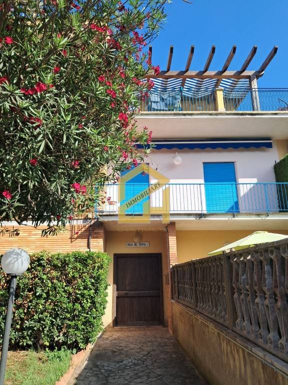 appartamento in vendita ad Anzio in zona Mare