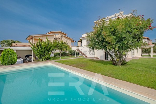 casa indipendente in vendita ad Anzio in zona Cincinnato