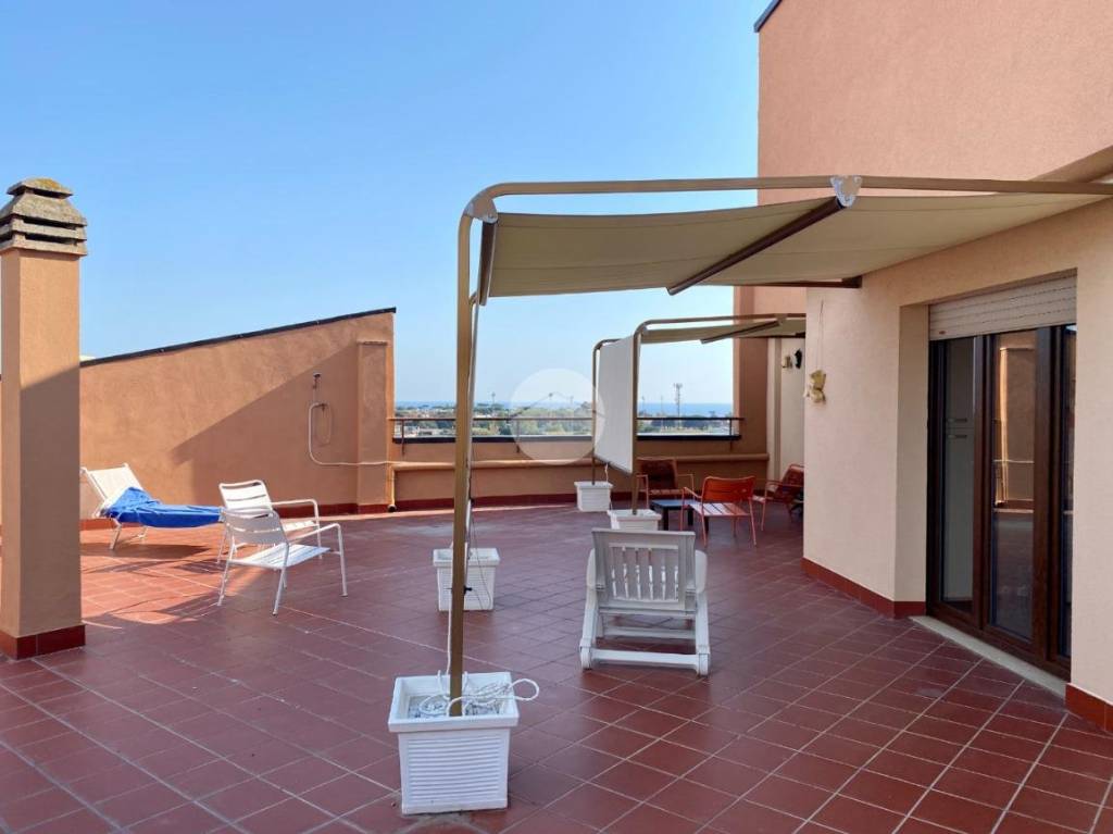 appartamento in vendita ad Anzio in zona Mare