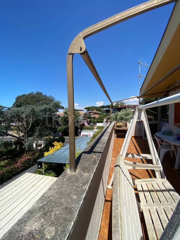 casa indipendente in vendita ad Anzio in zona Mare